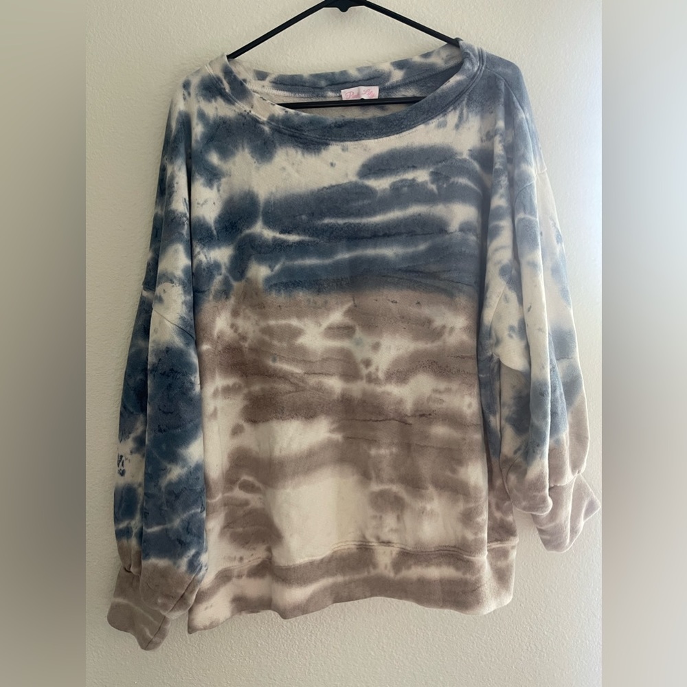 Pink lily brand sweatshirt